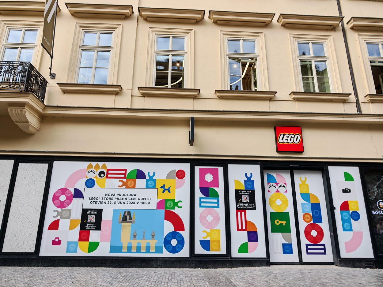 Praha se promění v příběh z kostek. LEGO chystá nový obchod na Příkopech